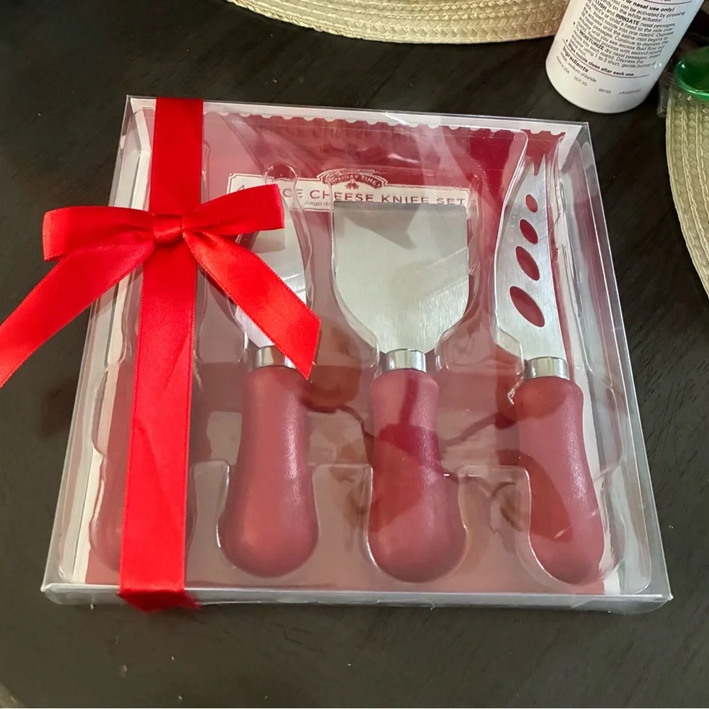 Holiday Time Red 4-Piece Cheese Knife Set